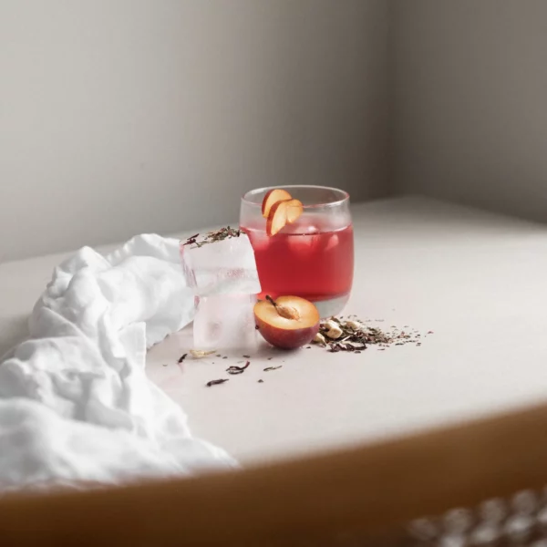 Hibiscus Lemon Myrtle Iced Tea - Image 2